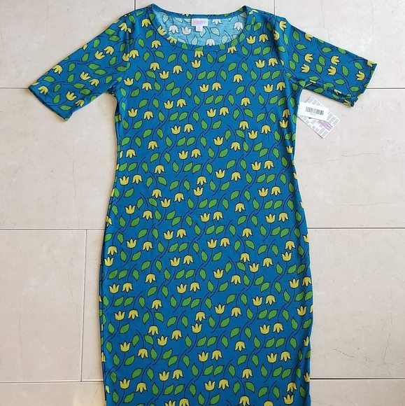 LuLaRoe Dresses & Skirts - LuLaRoe Floral Tulip Midi Julia Dress